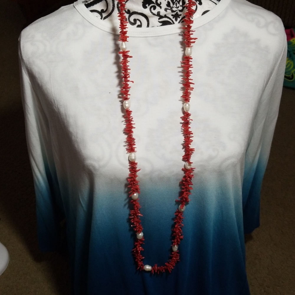 Pearl and red coral necklace